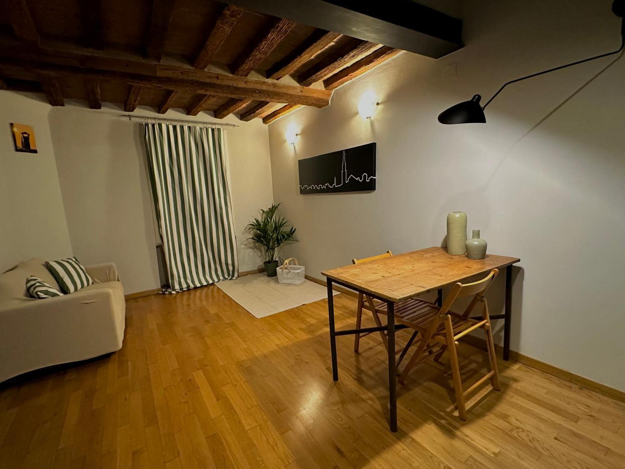 Maison Vert Appartamento In Centro Storico A Modena Exterior foto